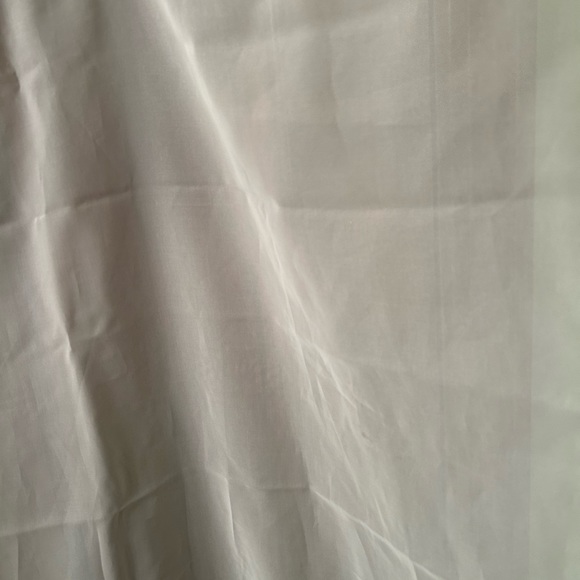 VTG Sheer Cottagecore Crochet Trim Kitchen curtain. Measures 27x13 inches. - Picture 4 of 8